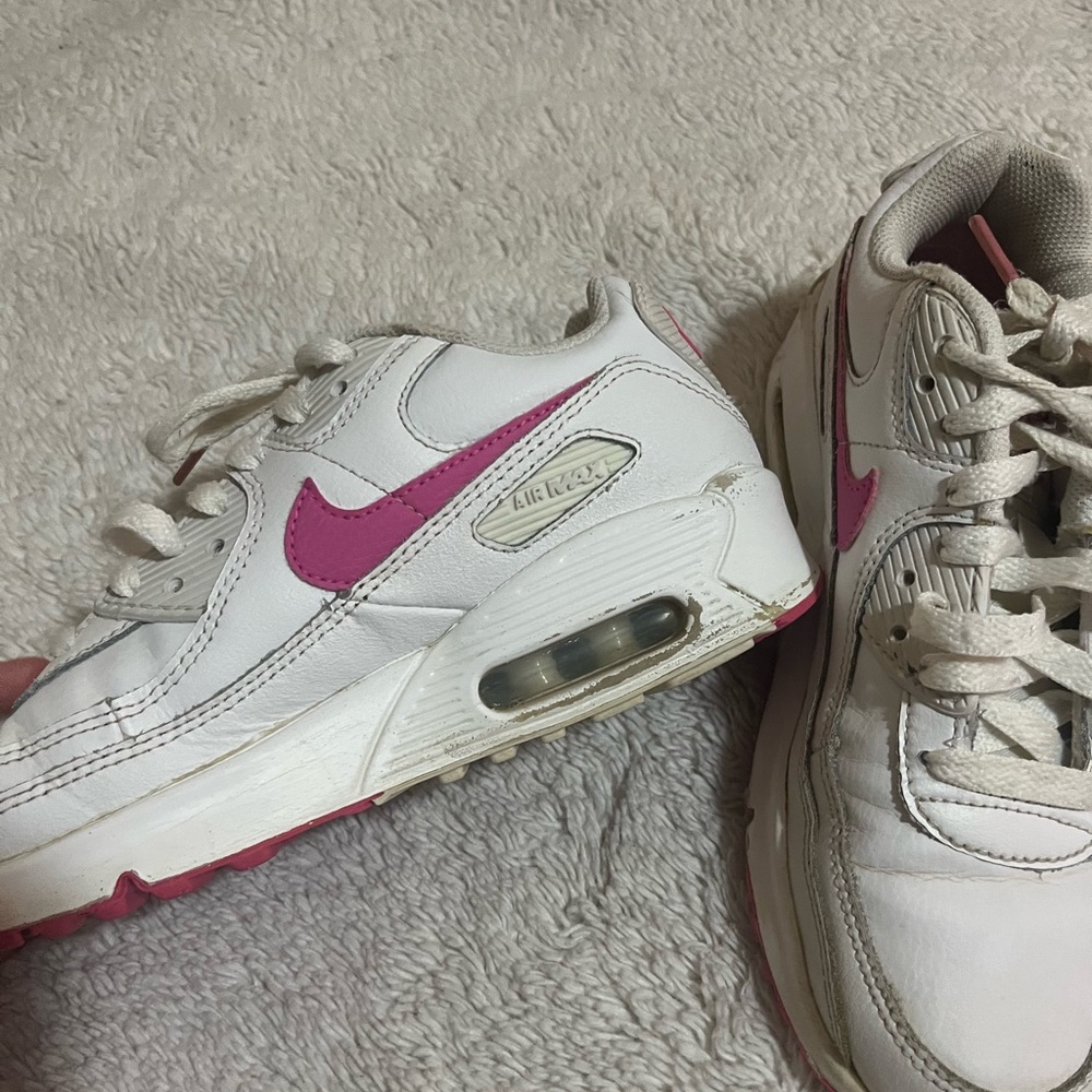 Nike Children’s White and Pink Air Max Sneakers